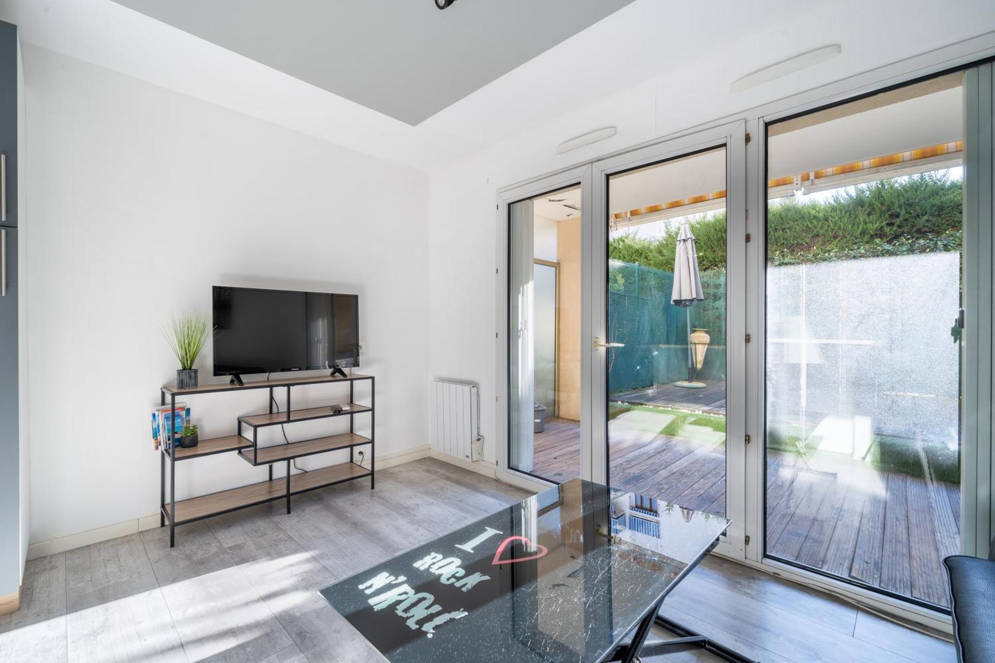 Charmant Studio Cagnes-sur-Mer Exterior foto